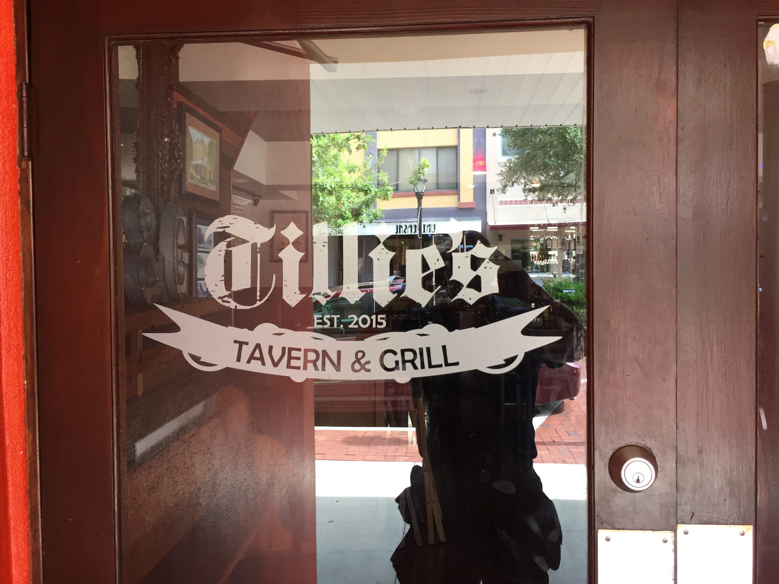 Tillie's Tavern